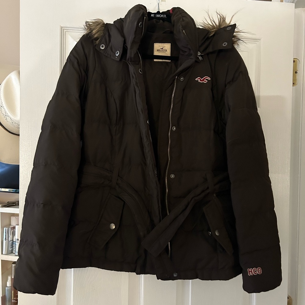 Brown hollister puffer jacket